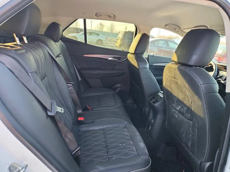 2021 BUICK ENVISION AVENIR  