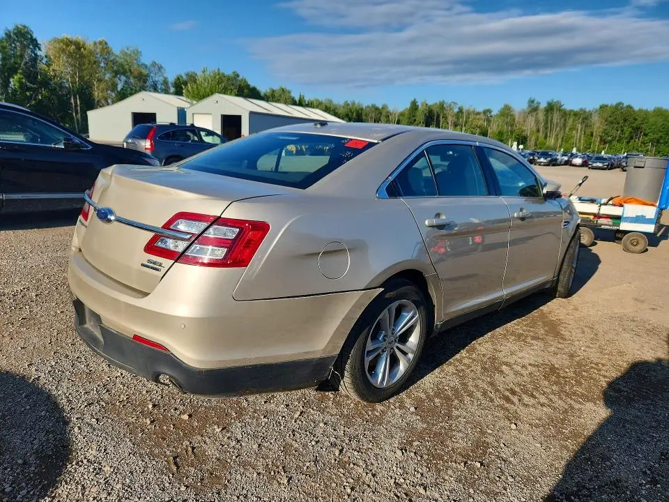 2017 FORD TAURUS SEL  