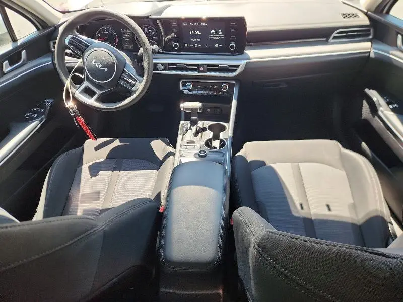 2022 KIA K5 LXS  