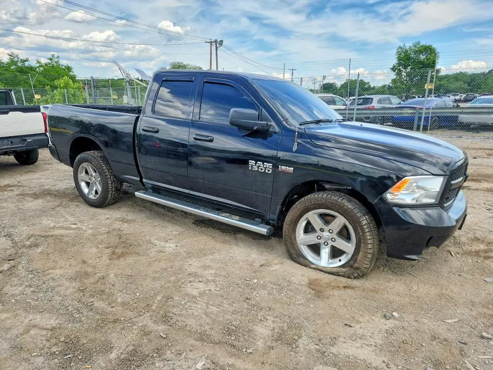 2015 RAM 1500 ST  
