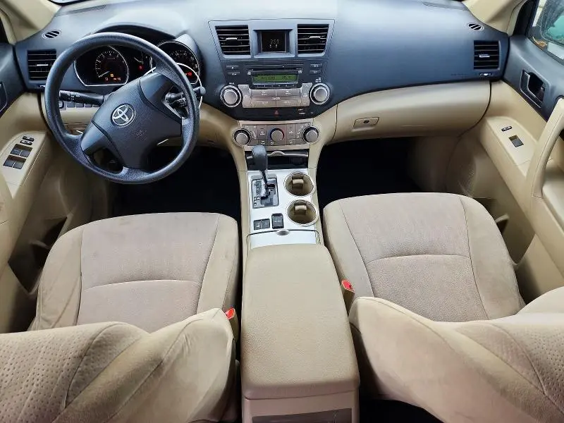 2012 TOYOTA HIGHLANDER BASE  