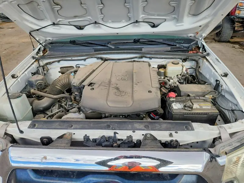 2015 TOYOTA TACOMA V6  