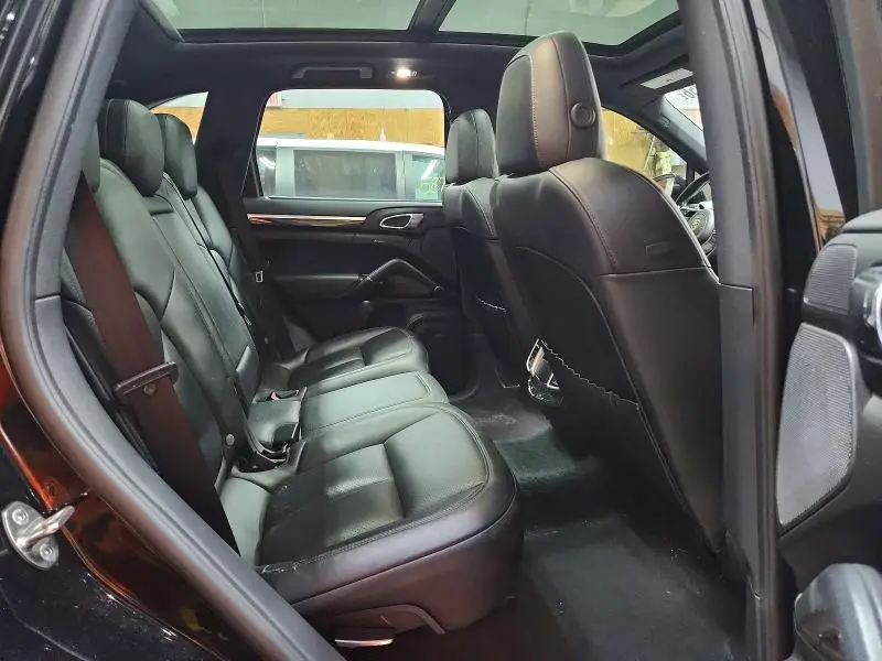 2016 PORSCHE CAYENNE SE HYBRID  