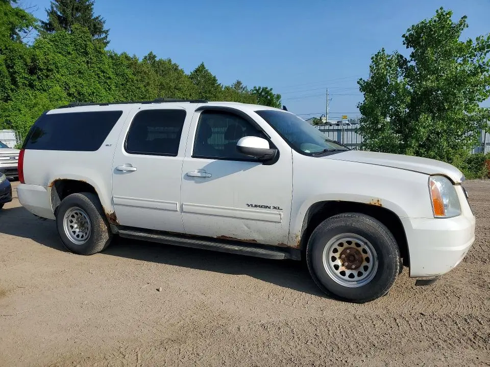 2013 GMC YUKON XL K1500 SLT  