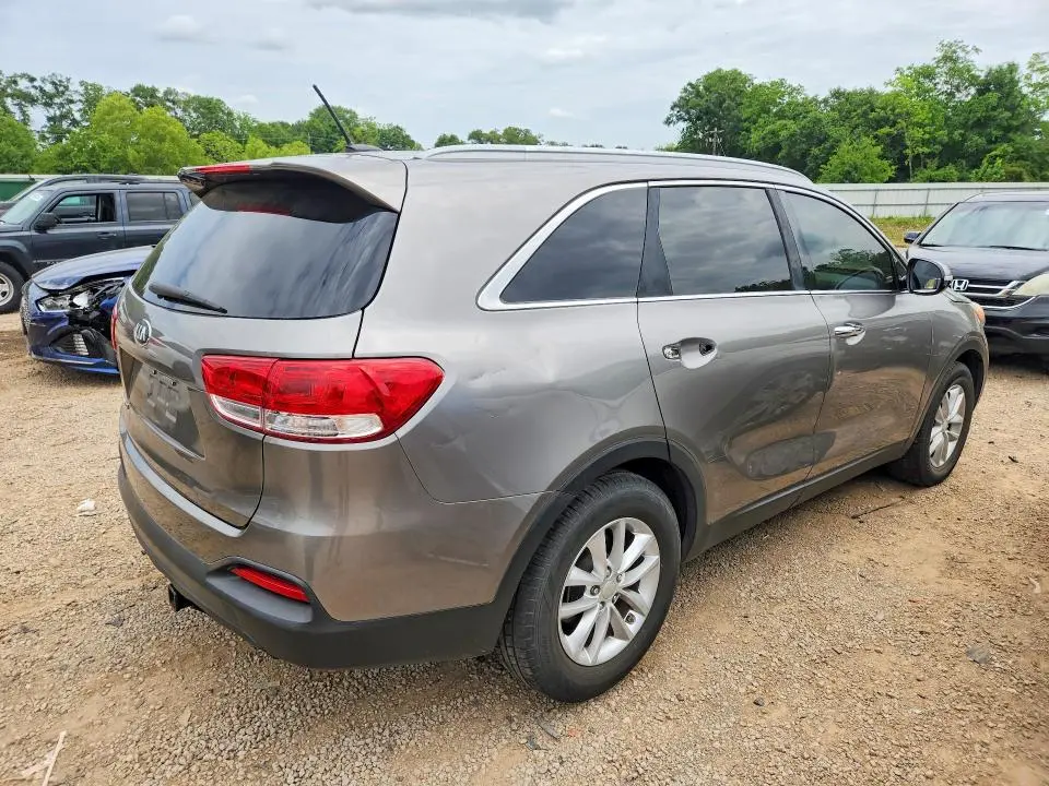 2017 KIA SORENTO LX V6  