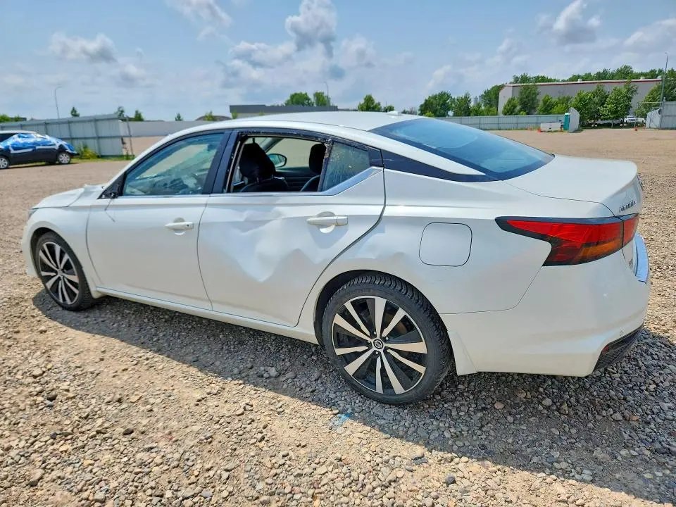 2020 NISSAN ALTIMA SR  