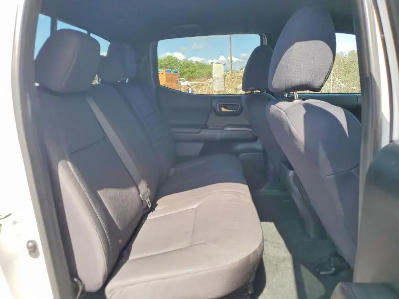 2016 TOYOTA TACOMA SR5 V6  