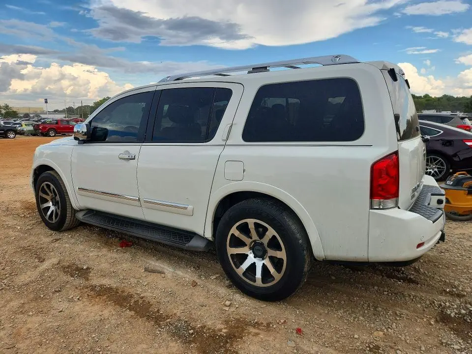 2015 NISSAN ARMADA SV  