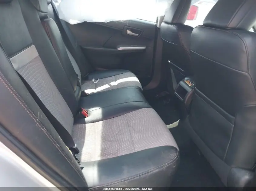 2013 TOYOTA CAMRY SE