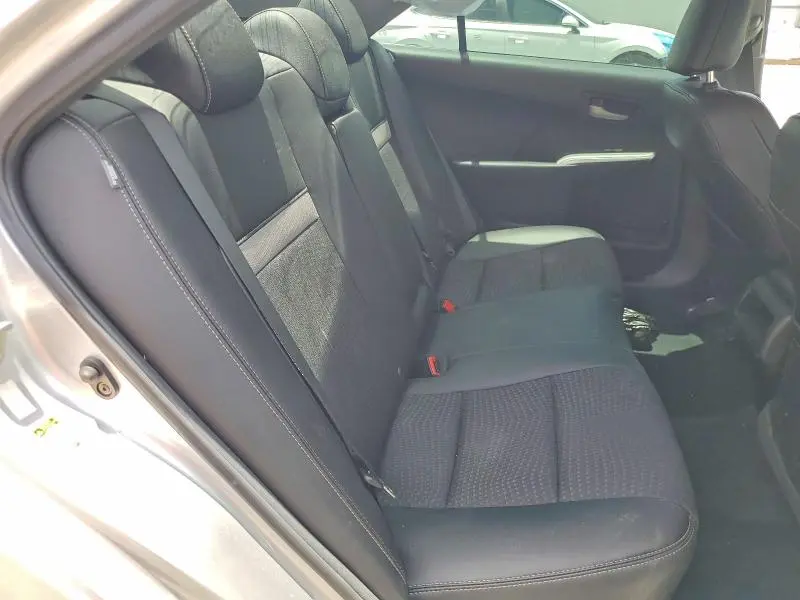 2013 TOYOTA CAMRY SE  