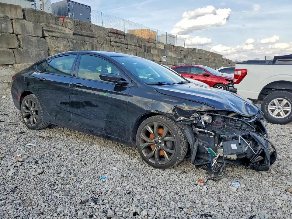 2015 CHRYSLER 200 S  