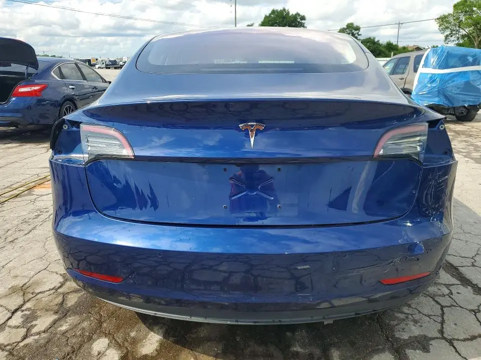 2018 TESLA MODEL 3   