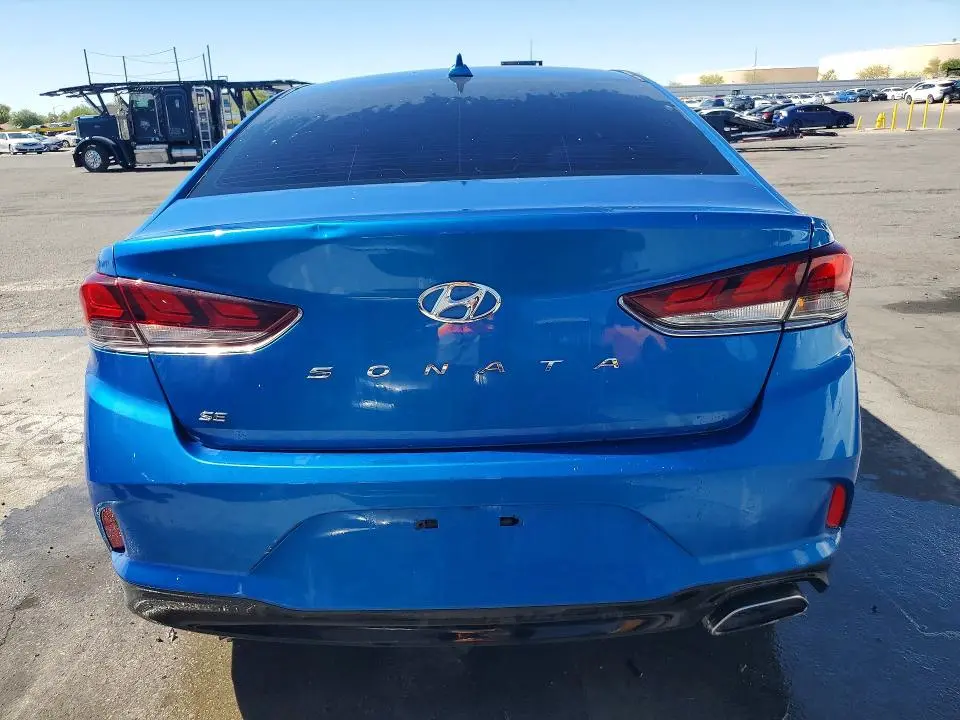 2018 HYUNDAI SONATA SE  