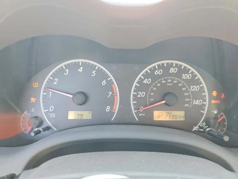 2010 TOYOTA COROLLA LE  