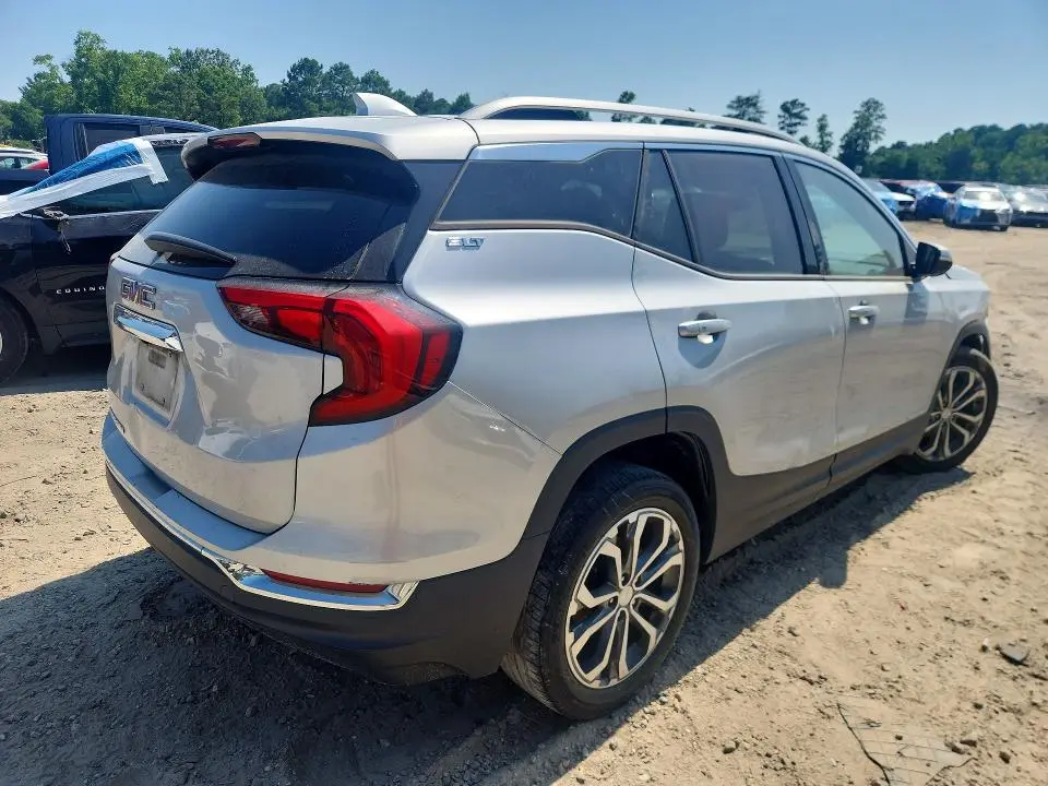 2019 GMC TERRAIN SLT  