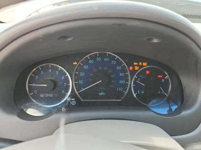 2010 TOYOTA SIENNA LE 7-PASSENGER  