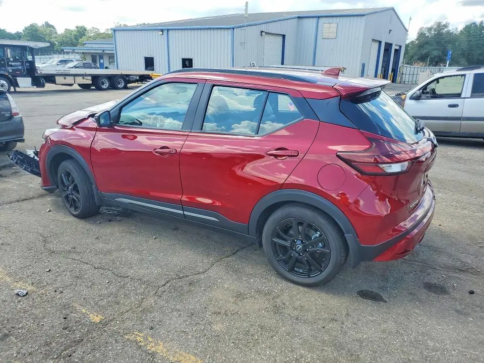 2024 NISSAN KICKS SR  
