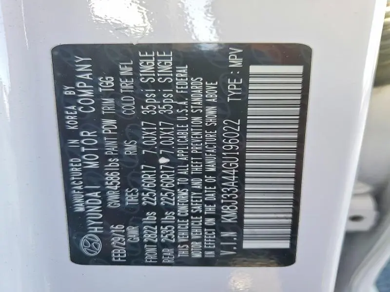 2016 HYUNDAI TUCSON SE  