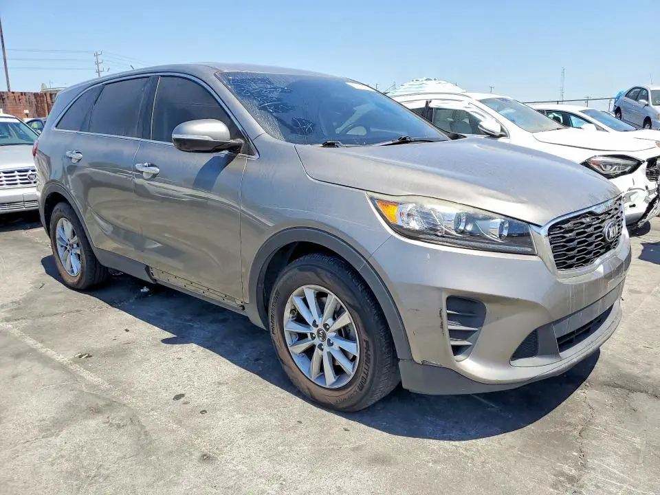 2019 KIA SORENTO LX V6  