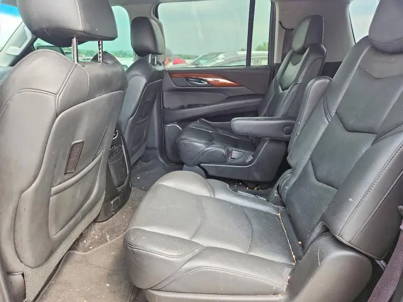 2017 CADILLAC ESCALADE ESV PREMIUM LUXURY  