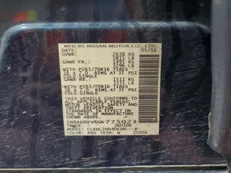 2016 NISSAN FRONTIER CREW CAB SE  