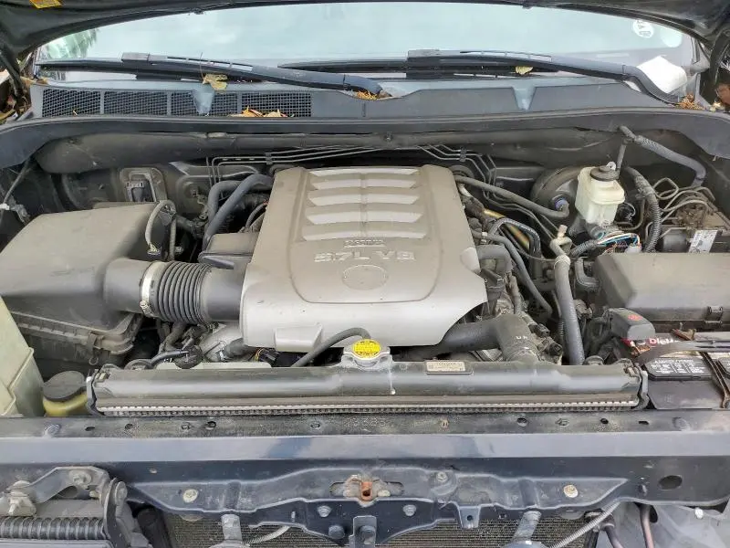 2010 TOYOTA TUNDRA CREWMAX LIMITED  