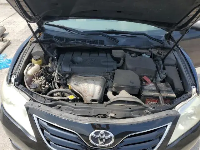 2011 TOYOTA CAMRY BASE  
