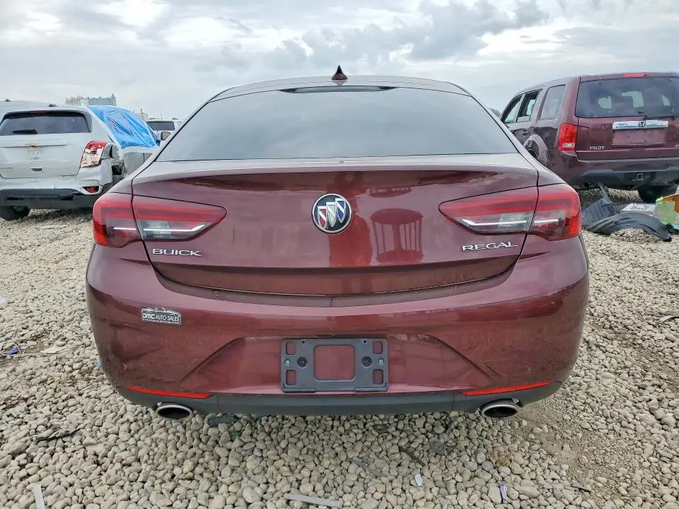 2018 BUICK REGAL ESSENCE  