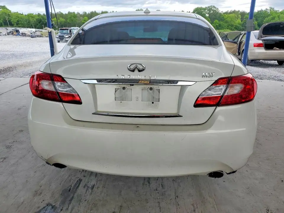 2011 INFINITI M37 BASE  