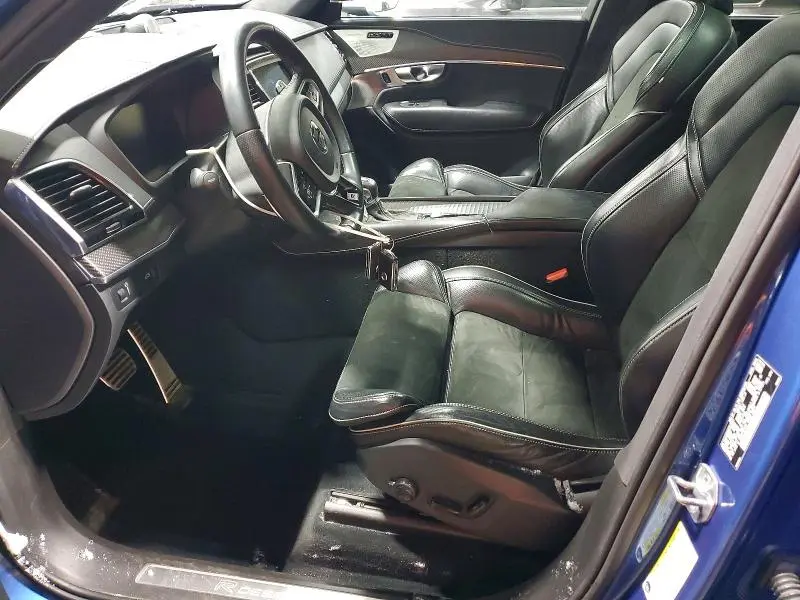 2019 VOLVO XC90 T6 R-DESIGN  