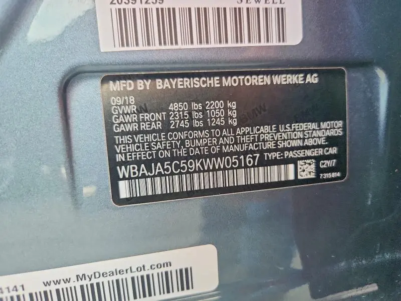 2019 BMW 530   