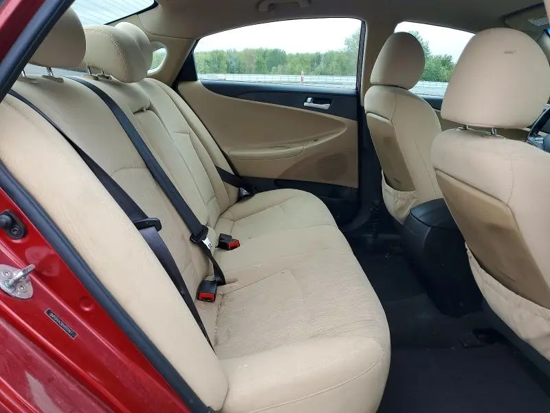 2013 HYUNDAI SONATA GLS  