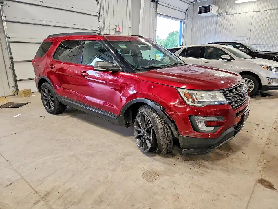 2017 FORD EXPLORER XLT  