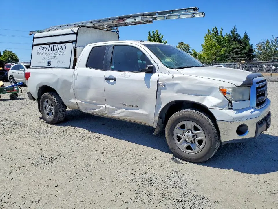 2010 TOYOTA TUNDRA DOUBLE CAB SR5  