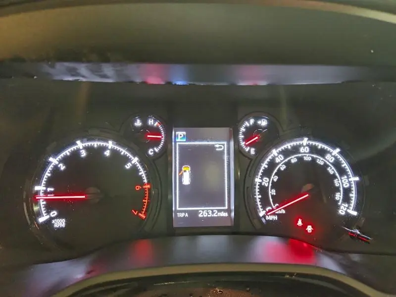 2020 TOYOTA 4RUNNER SR5/SR5 PREMIUM  