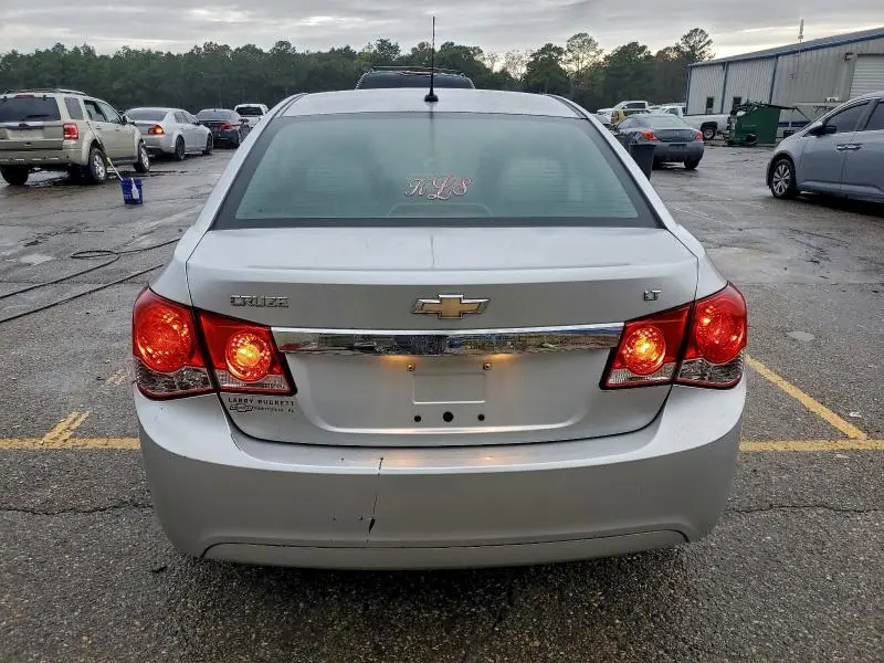 2011 CHEVROLET CRUZE LT  