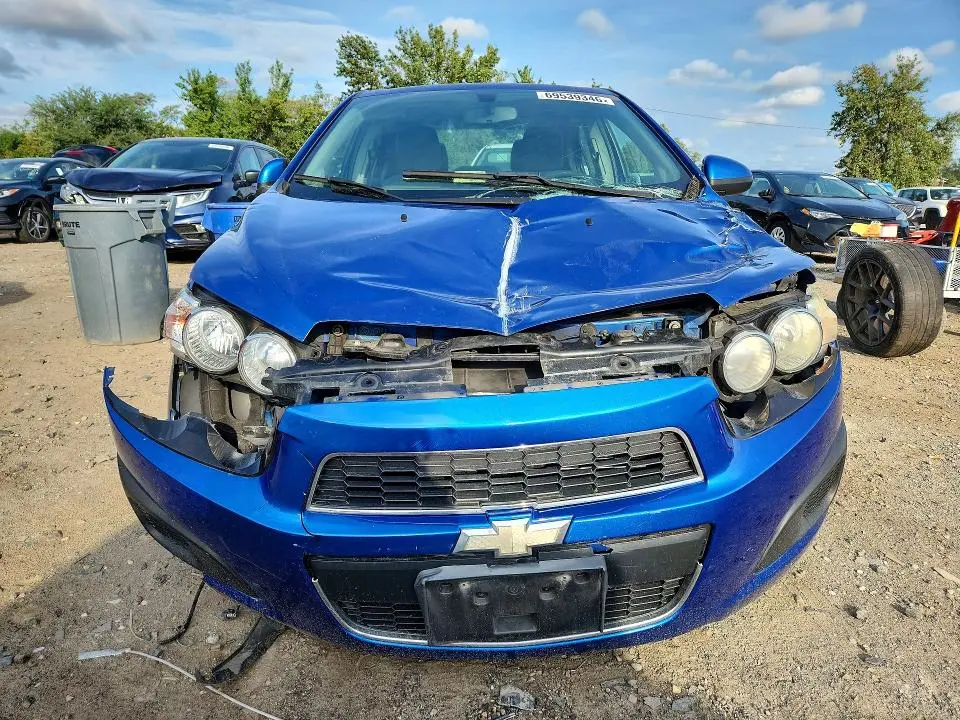 2016 CHEVROLET SONIC LT  