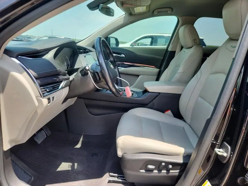 2019 CADILLAC XT4 LUXURY  