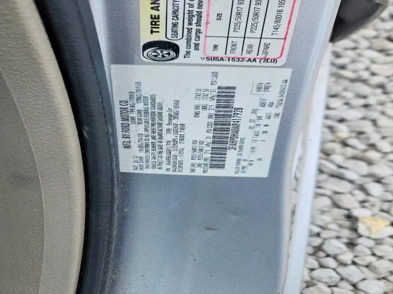 2010 FORD FUSION SE  