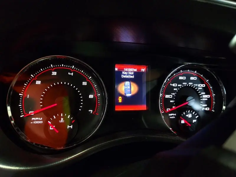 2012 DODGE CHARGER SXT  