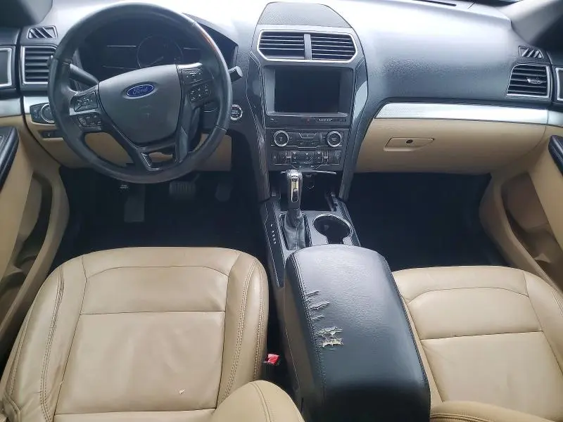 2017 FORD EXPLORER XLT  