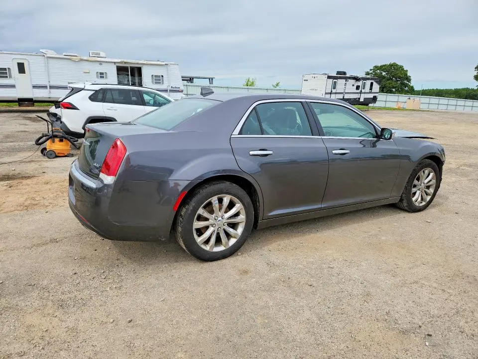 2018 CHRYSLER 300 LIMITED  