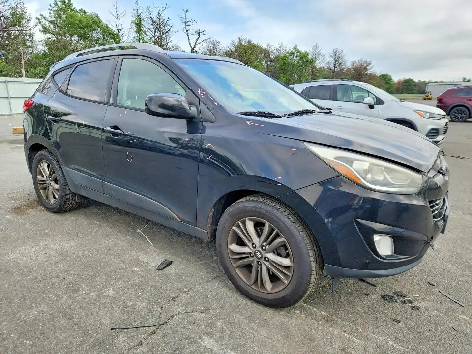 2014 HYUNDAI TUCSON SE  