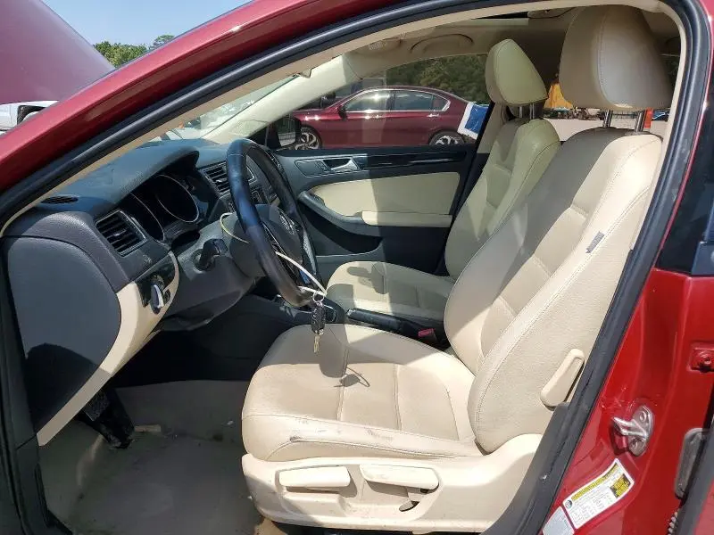 2016 VOLKSWAGEN JETTA SEL  