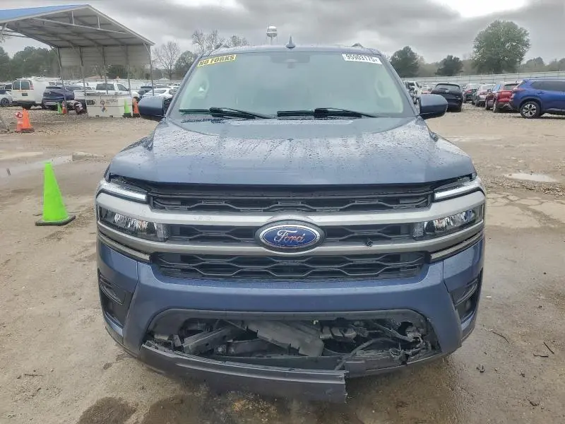 2023 FORD EXPEDITION XLT  