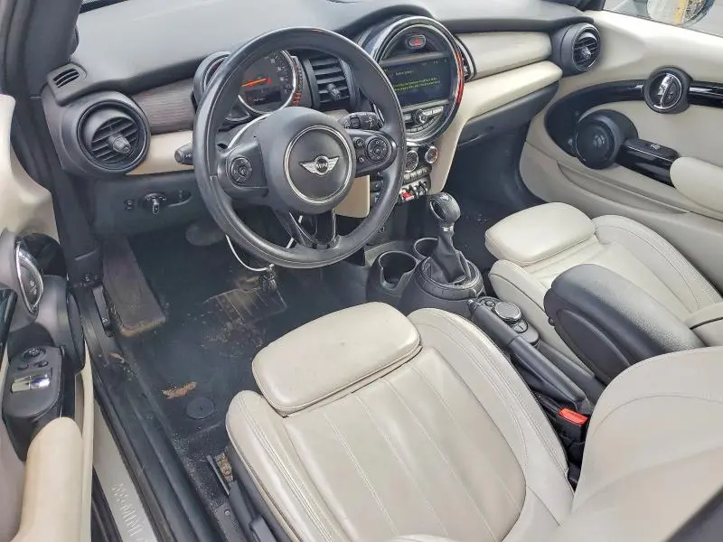 2015 MINI COOPER S  