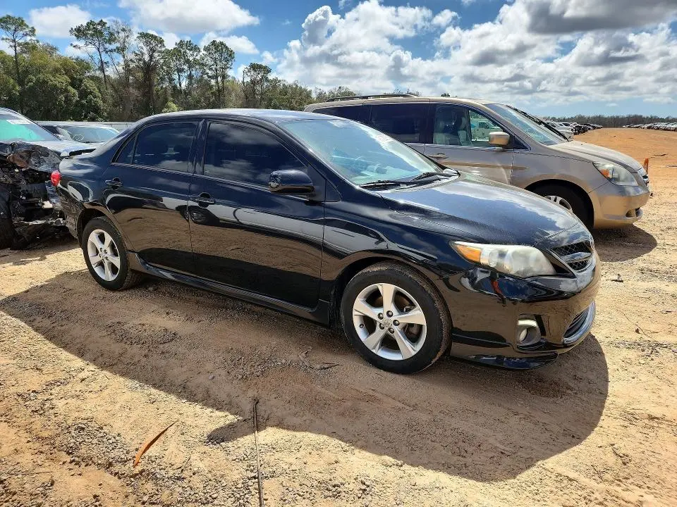 2013 TOYOTA COROLLA S  