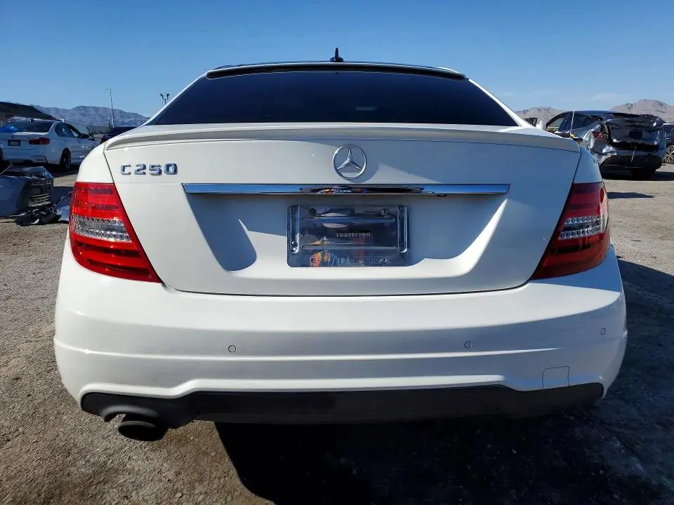 2015 MERCEDES-BENZ C 250  