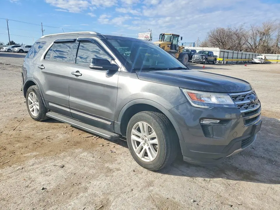 2018 FORD EXPLORER XLT  