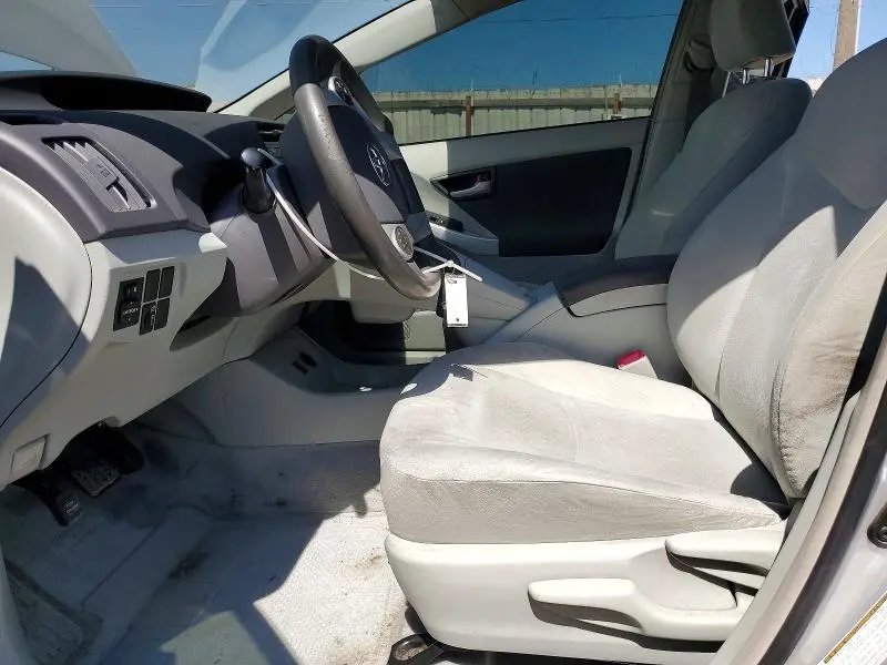 2010 TOYOTA PRIUS II  